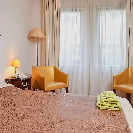 Freedom Beach With Pool, Gym And Free Transfer Апартамент *